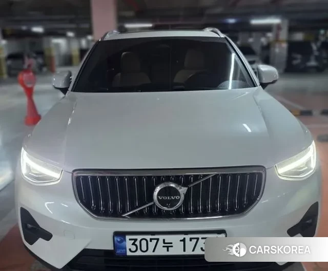 Volvo XC40 2024 Белый из Кореи