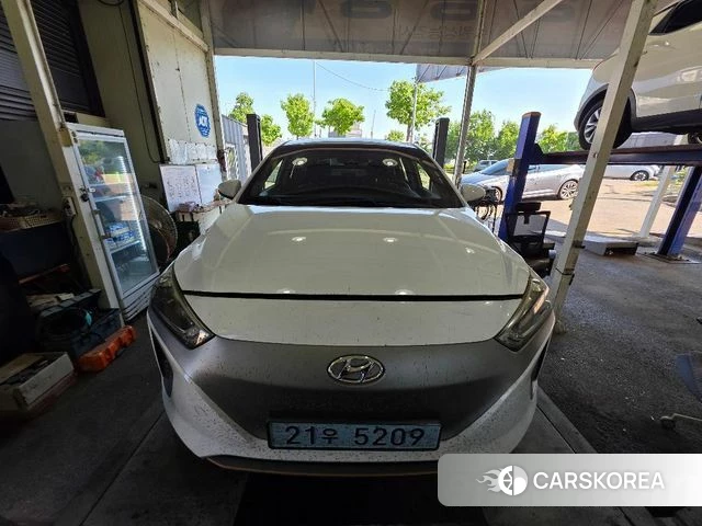 Hyundai Ionic Electric 2019 Белый из Кореи