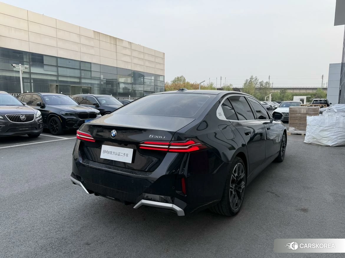 BMW 5 series 2024 Черный из Китая