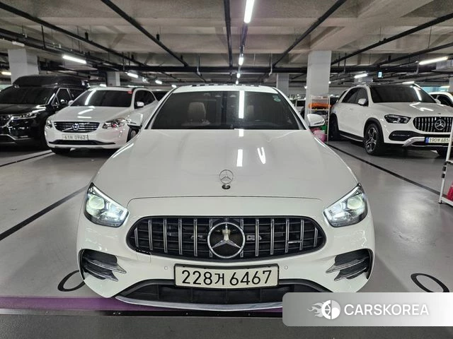 Mercedes-Benz E-Class W213 2023 Белый из Кореи