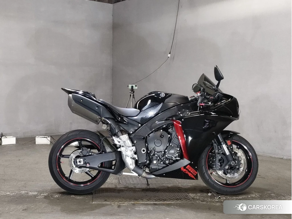 Проданный Yamaha YZF-R1 2011 из Японии