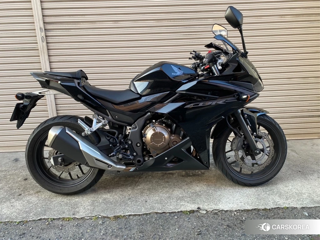 Проданный Honda CBR400R ABS 2016 из Японии, фото 2