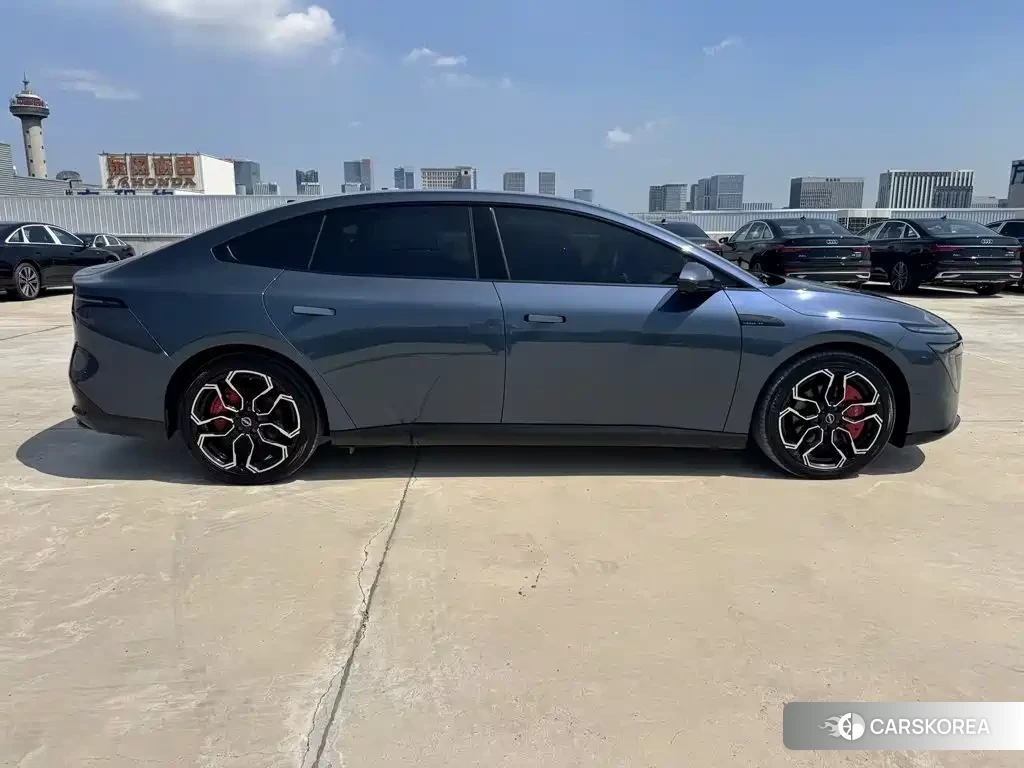Nissan N7 2025 Синий из Китая