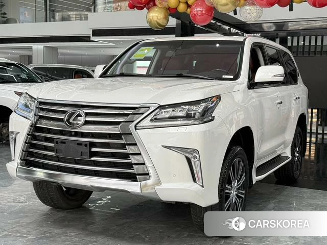 Lexus LX 2021 Белый из Китая