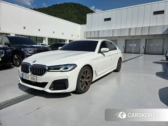 BMW 5 Series (G30) 2022 Белый из Кореи