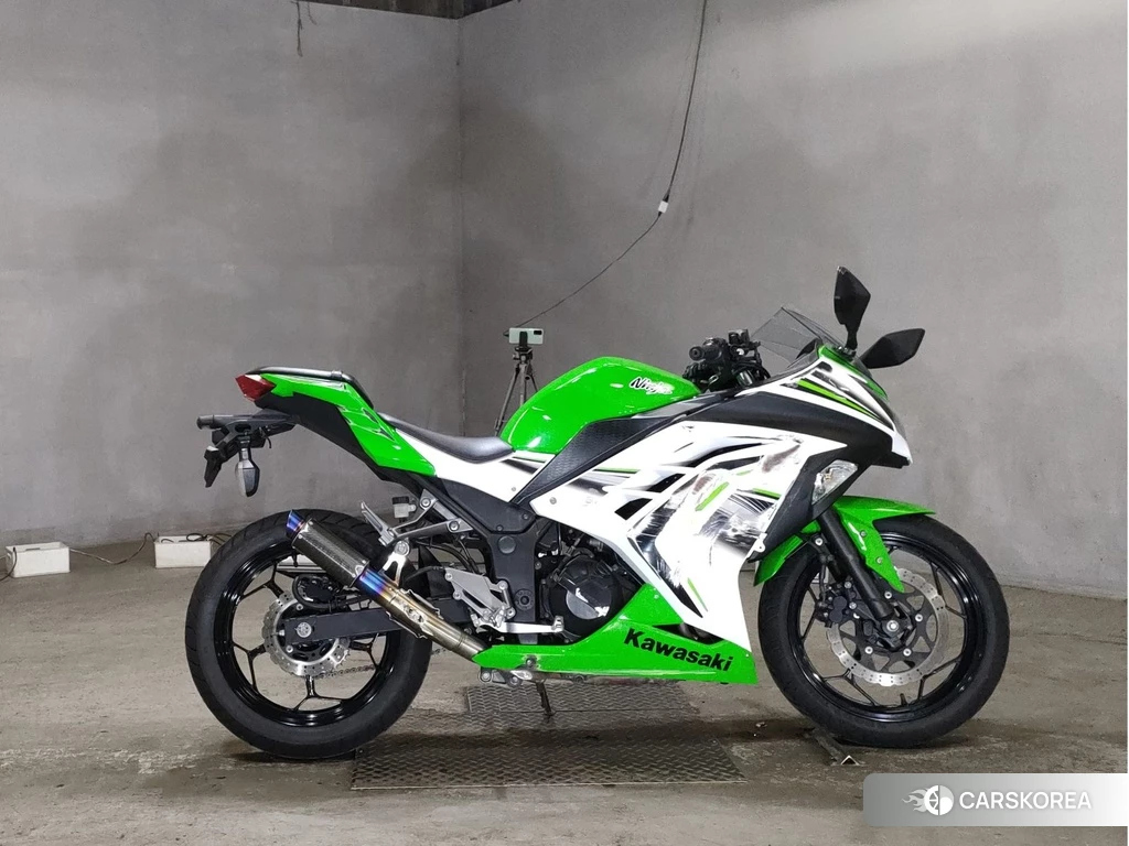 Проданный Kawasaki NINJA 250 2013 из Японии, фото 2