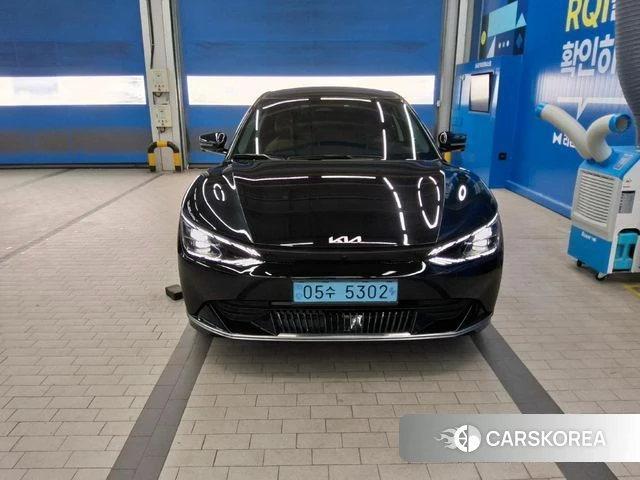 Kia EV6 2023 Черный из Кореи