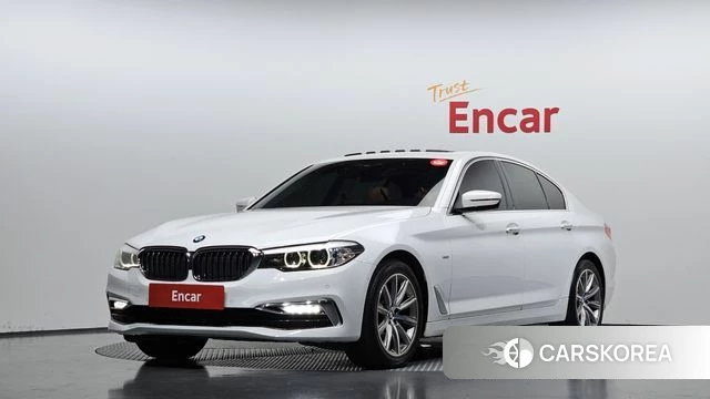 BMW 5 Series (G30) 2018 Белый из Кореи