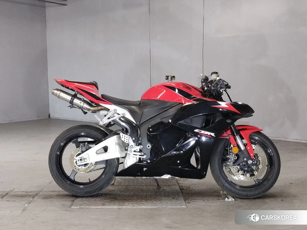 Проданный Honda CBR600RR 2016 из Японии, фото 2