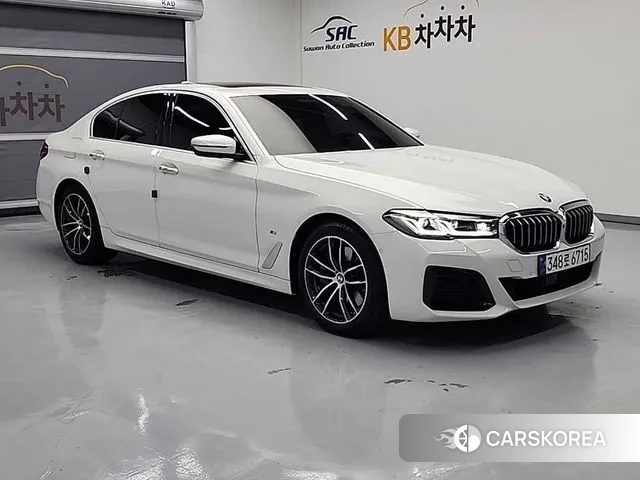 BMW 5 Series (G30) 2023 Белый из Кореи