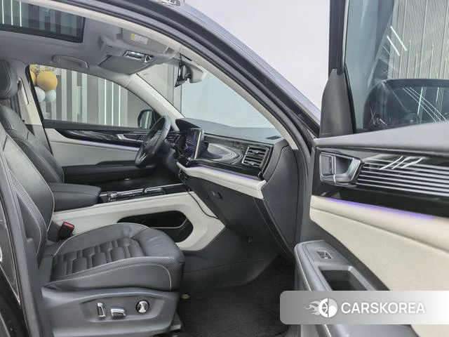 Volkswagen Tourang 2022 Черный из Китая