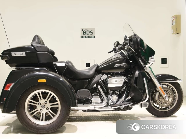 Harley-Davidson Electra Glide FLHTCUTG1750 2018 из Японии