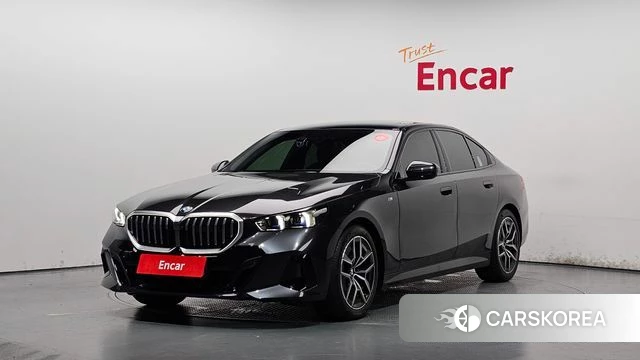 BMW 5 Series (G60) 2025 Серый из Кореи