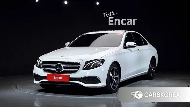 Mercedes-Benz E-Class W213 2020 Белый из Кореи