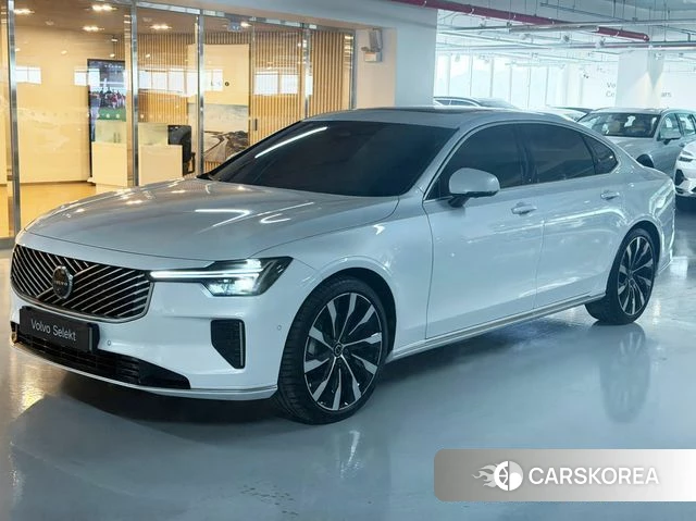 Volvo S90 2025 Белый из Кореи