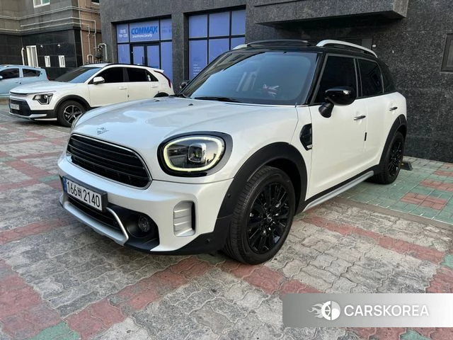 Mini Cooper Countryman 2024 Белый из Кореи