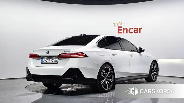 BMW 5 Series (G60) 2025 Белый из Кореи