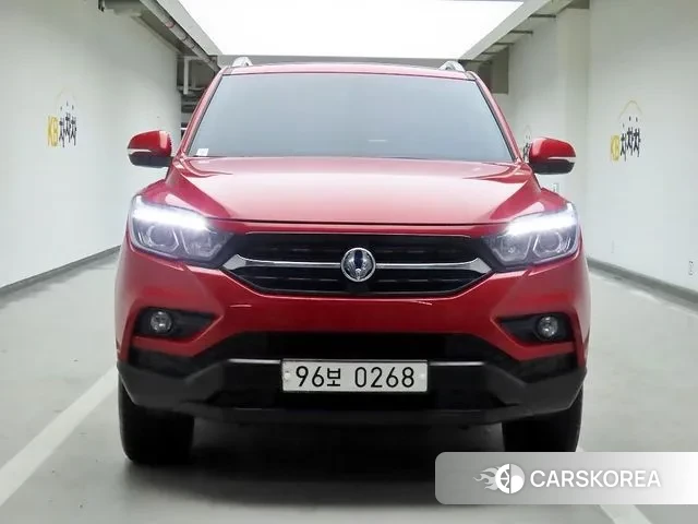 Ssangyong Rexton Sports 2018 Красный из Кореи