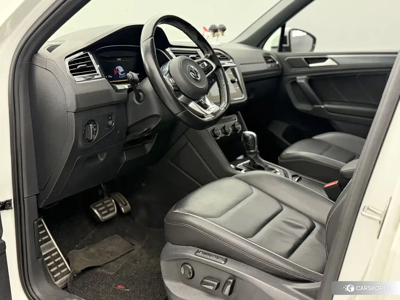Volkswagen Tiguan 2018 Белый из Китая