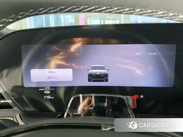 Audi Q6L e-tron 2026 Темно-серый из Китая