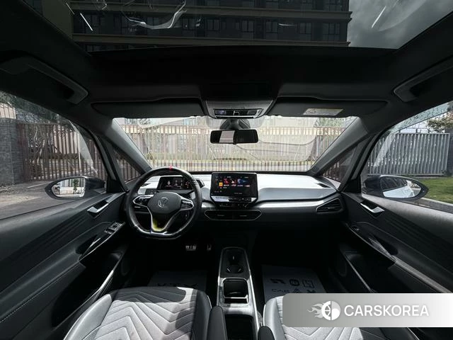 Volkswagen ID.3 2023 Белый из Китая