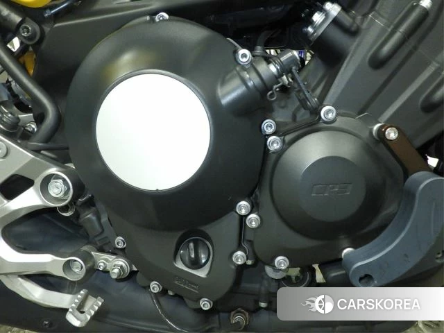 Engine photo