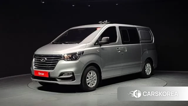 Hyundai The New Grand Starex 2020 Серебристо-серый из Кореи