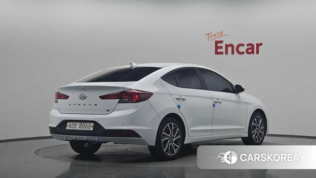 Hyundai The New Avante AD 2019 Белый из Кореи