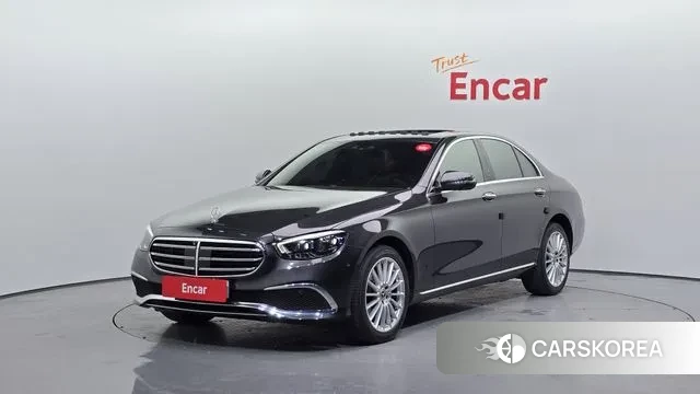 Mercedes-Benz E-Class W213 2021 Серый из Кореи