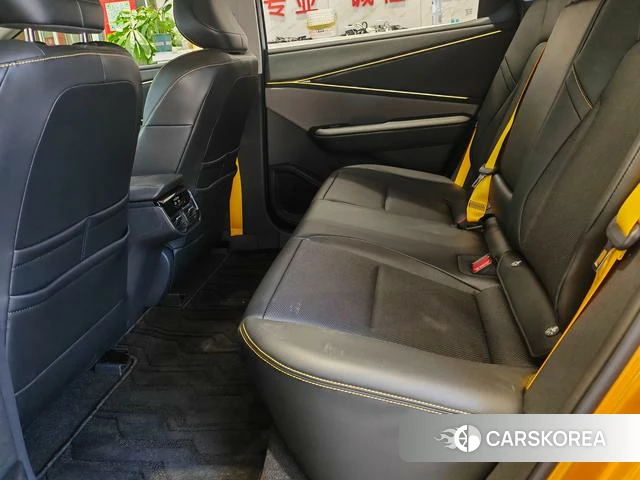 Toyota bZ5 2025 Желтый из Китая