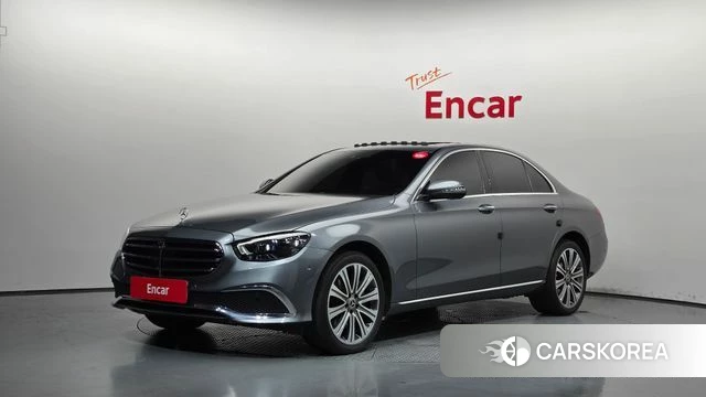 Mercedes-Benz E-Class W213 2022 Серый из Кореи
