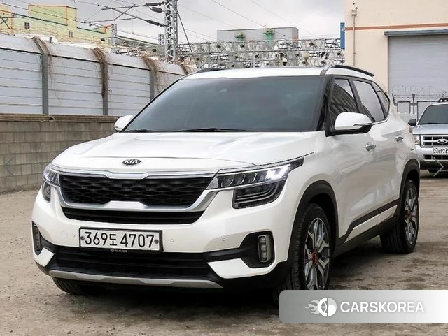 Kia Seltos 2020 Белый из Кореи
