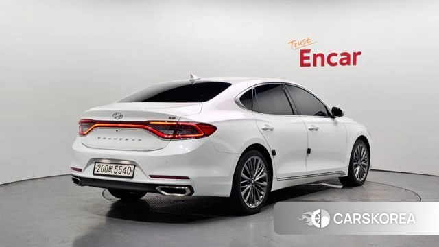 Hyundai Grandeur IG 2018 Белый из Кореи