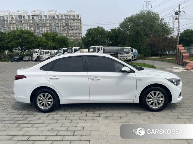 Hyundai Yuedong 2021 Белый из Китая