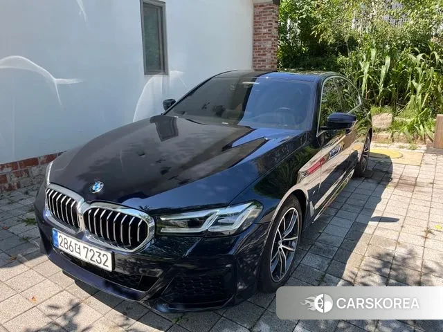 BMW 5 Series (G30) 2023 Синий из Кореи