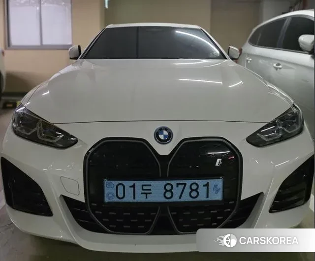 BMW i4 2023 Белый из Кореи