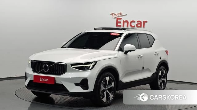 Volvo XC40 2023 Белый из Кореи