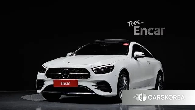 Mercedes-Benz E-Class W213 2022 Белый из Кореи