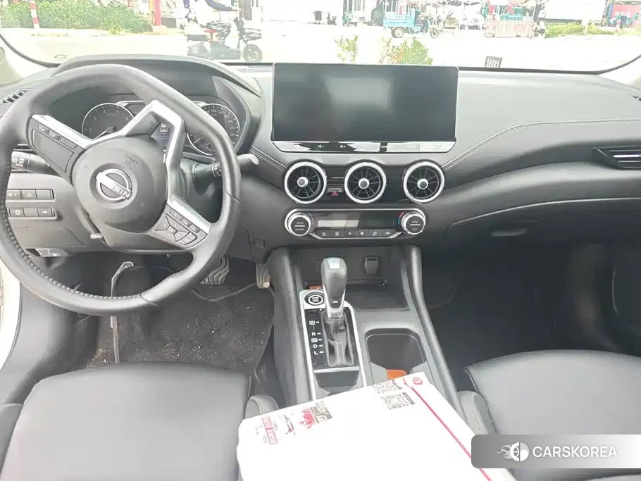 Nissan Sylphy 2026 Белый из Китая