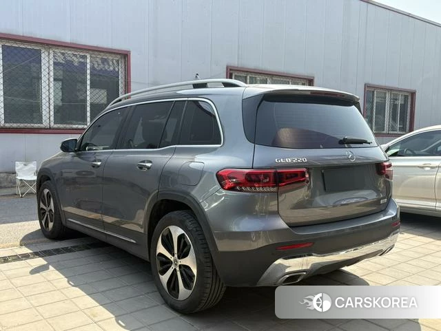 Mercedes-Benz GLB 2022 Темно-серый из Китая