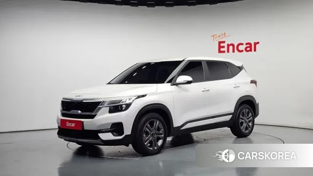 Kia Seltos 2022 Белый из Кореи