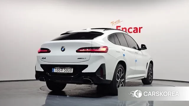 BMW X4 (G02) 2021 Белый из Кореи
