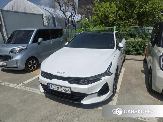 Kia K5 3rd generation 2022 Белый из Кореи