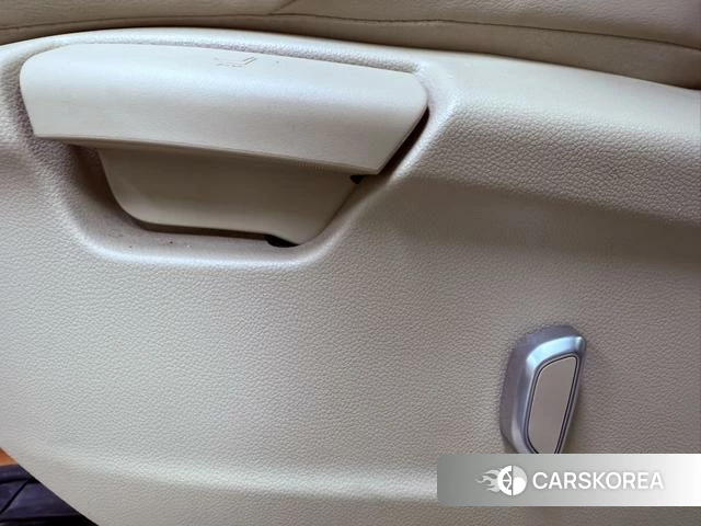 Buick GL8 2023 Синий из Китая
