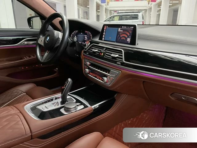 BMW 7 series 2022 Черный из Китая