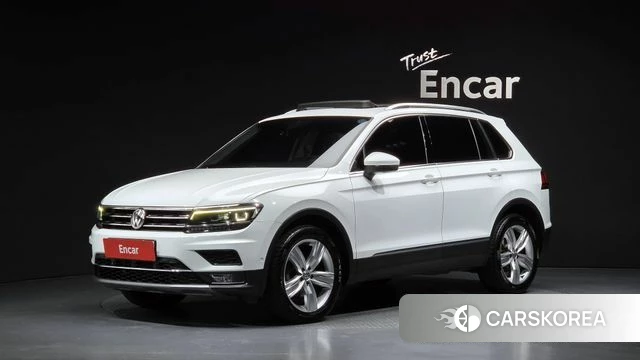 Volkswagen Tiguan second Generation 2020 Белый из Кореи