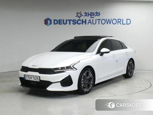 Kia K5 3rd generation 2023 Белый из Кореи