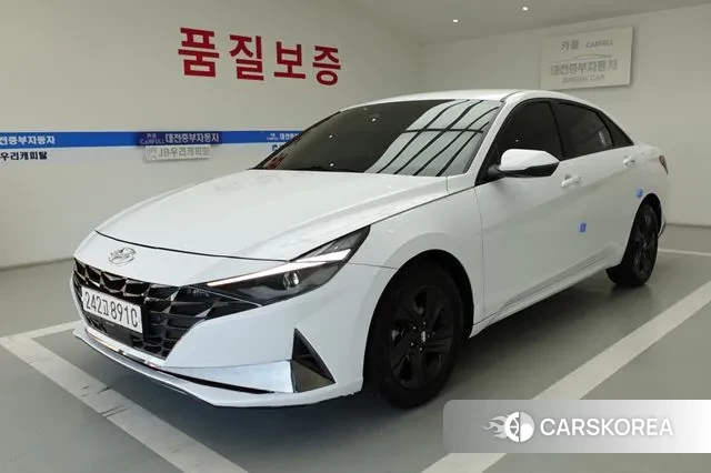 Hyundai Avante (CN7) 2022 Белый из Кореи
