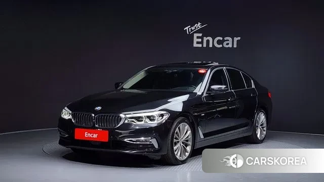 BMW 5 Series (G30) 2018 Черный из Кореи