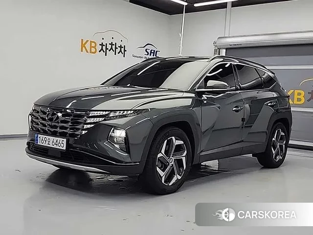 Hyundai Tucson (NX4) 2022 Серебристо-серый из Кореи